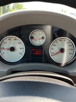 Peugeot Expert Tepee 2.0 7500€ - 17