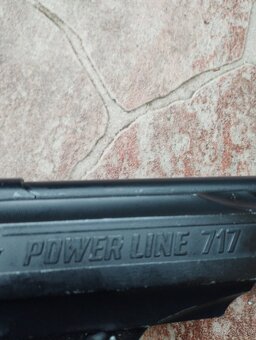 Vzduchovka vzduchová pištoľ Daisy Power Line 717 - 17