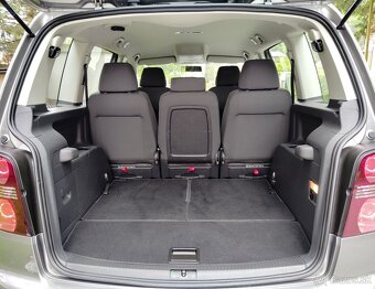 VOLKSWAGEN TOURAN 1.9TDI TRENDLINE, 7 MIESTNY - 17