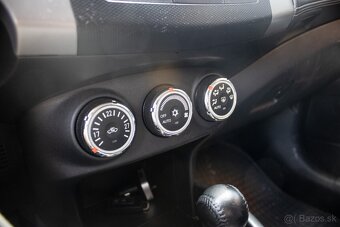 Mitsubishi Outlander 2.2 DI-D TC-SST - 17