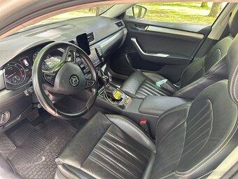 Škoda Superb combi 1.6 TDI DSG - 17