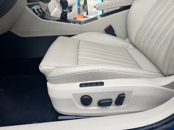 ŠKODA SUPERB 3 COMBI L&K 4x4 2.0 TDI DSG 140KW FULL METRIX - 17
