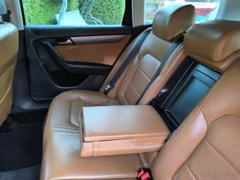 VW Passat variant B7 - 17