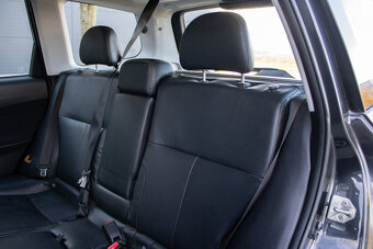 Subaru Forester 2.0 SX 4x4 Benzín Automat - 17