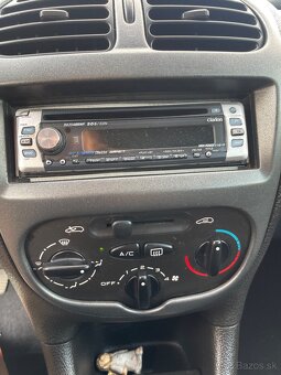 Peugeot 206 SW 1,4i  55 kW - 17
