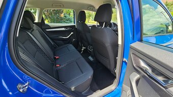 Škoda Karoq 1.6 TDI Live Plus DSG 2021 - 17