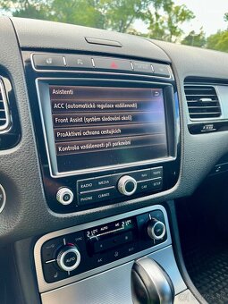 Volkswagen Touareg 3.0 TDI 4motion - 17
