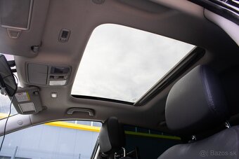 Hyundai ix35 2.0 CRDi VGT Premium 4x4 A/T - 17