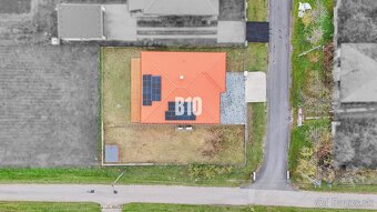 NADŠTANDARDNÝ bungalov s dobrou dostupnosťou na dialnicu - 17