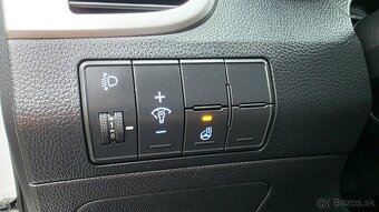 Hyundai I30 CW 1.6 CRDi,kúpené na SK - 17