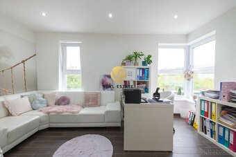 REZERVOVANÉ NA PREDAJ 5i novostavba RD s rozlohou 200m2 - 17