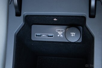 Jaguar E-Pace - 17