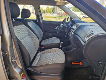 Škoda Fabia Combi 1.4 16 V Elegance - 17