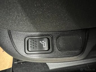 Fiat 500L Living 7 MÍST TZ VYHŘ.SEDAČKY DIGIKLIMA TEMPOMAT - 17