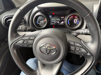 Toyota Yaris Cross - 17