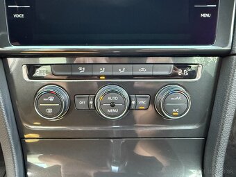 Volkswagen Golf Variant 2.0 TDI BMT Comfortline DSG - 17