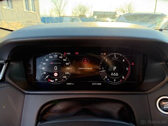 Land Rover Range Rover Velar 2.0D I4 R-Dynamic AWD A/T - 17