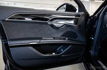 Audi A8 60TFSIe - 17