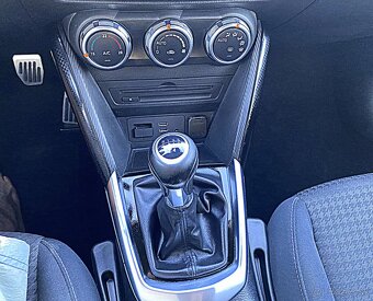 Predaj MAZDA 2, 66 kW/90k,1.5 Skyactiv, poctivý 4-válec/16V - 17