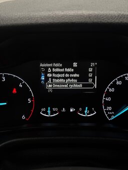 Ford Tourneo Connect 1.5 TDCi 88 Trend - 17