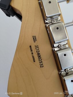 FENDER STRATOCASTER JAPAN - 17