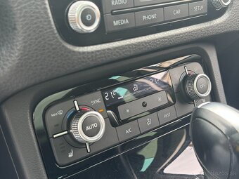 Volkswagen Touareg 3.0 V6 TDI 4MOTION - 17