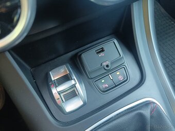 Alfa Romeo Giulietta 1,6 MJT 77 kW, r.v. 2/2015 6° manuál - 17
