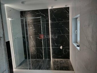 Predaj:Prerobený 5-izbový RODINNÝ DOM, pozemok 547 m2, Marti - 17