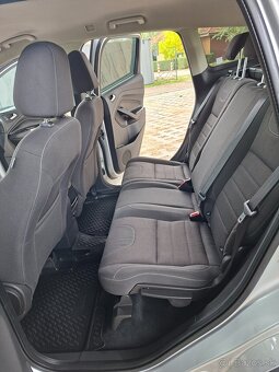 Ford Kuga 2.0 TDCI 4x4 110 kw - 17