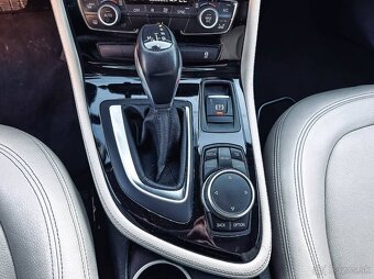 BMW Rad 2 Active Tourer 2 218d Luxury Line A/T - 17