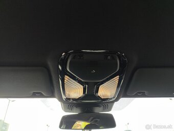 BMW 320 d Sport Line 140kw A/T - 17