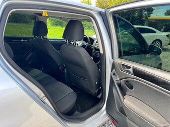 Volkswagen Golf 1.4 TSI 160k Highline - 17
