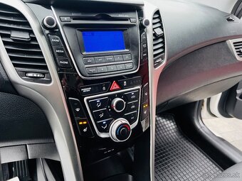 Hyundai i30 benzin - 17