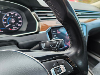VW Passat Variant DSG 140KW 4motion 2018 Highline - 17