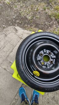 Predám 2 x dojazdove kolesá, kus 25 eur. - 17