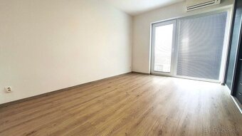ZĽAVA Predaj 3-izb. dvojpodlažný, moderný byt, s terasou, v - 17