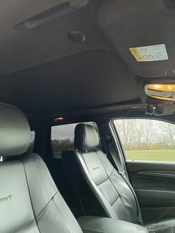 Jeep Grand Cherokee - 17
