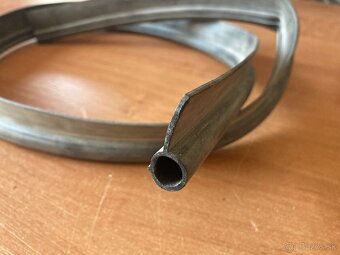 Uaz 469 zadný blatník - opravnú časť predám - 17