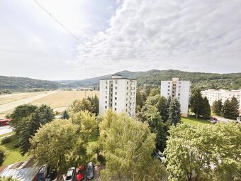 REZERVOVANÉ Zvolen, Sekier –štýlový 3-izbový byt, 2 balkóny - 17