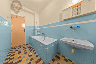 REZERVOVANÉ   4-izbový rodinný dom v Ilave so záhradou - 17