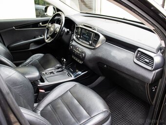 Kia Sorento 2.2 CRDi VGT 4WD ISG Platinum A/T - 17