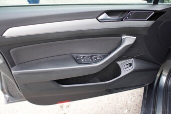 Volkswagen Passat 2.0 TDI Comfortline Business, 101 223 km - 17