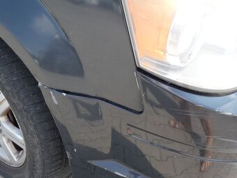 Chrysler Grand Voyager 2.8 CRD NA OPRAVU NEBO ND - 17