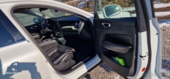 VOLVO XC60 A8 Inscription 4x4 - 17