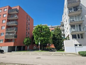 1-izbový byt s parkingom Na Križovatkách - Ružinov - 17