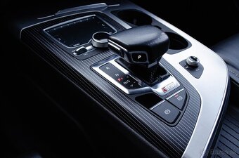 Audi SQ7 4.0 TDI QUATTRO - 17
