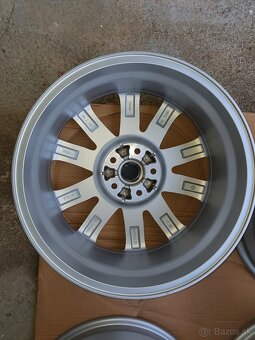 mazda kia hyundai mitsubishi toyota honda 5x114,3 r18 - 17