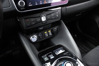Nissan Leaf elektro, N-Connecta 110kw, 40kwh, Automat - 17