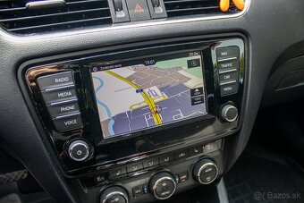 Škoda Octavia Combi 2.0 TDI Elegance/Style 4x4 DSG - 17