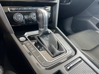 VOLKSWAGEN ARTEON ELEGANCE 2.0TDI 110KW/150PS DSG 2017 - 17